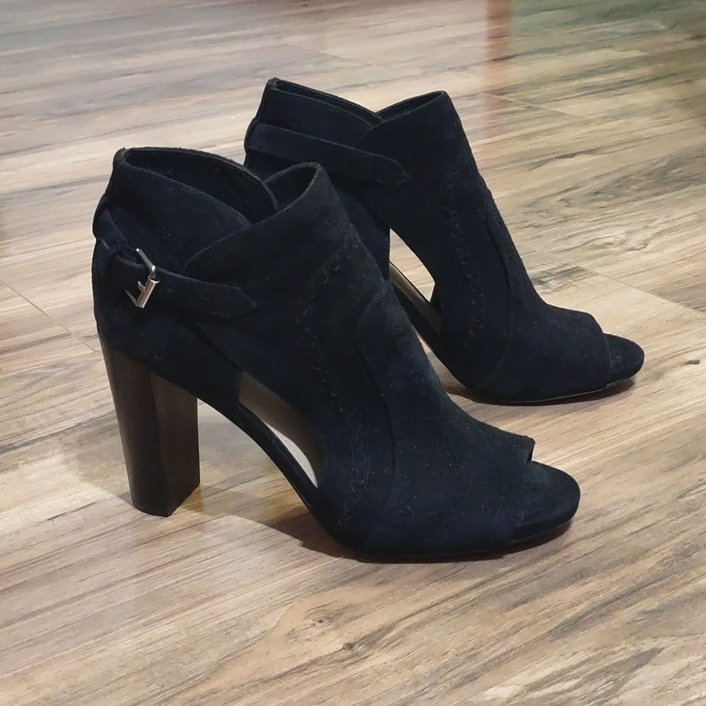 Vince Camuto Black Heeled Boots with Suede Finish